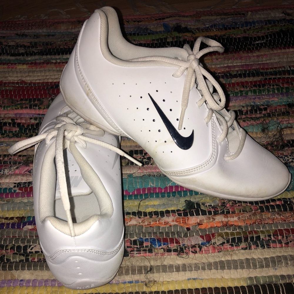 Nike cheer shoes with interchangeable side pieces